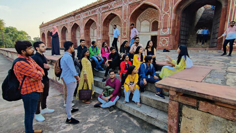 Cultural Reporting at Humayun_s Tomb